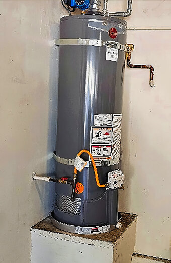 https://carinehotwater.com.au/uploads/2025/06/electric-hot-water-system-97870.jpg