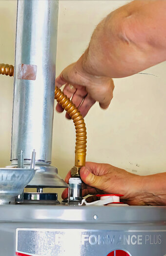 https://carinehotwater.com.au/uploads/2025/06/hot-water-installs-71493.jpg